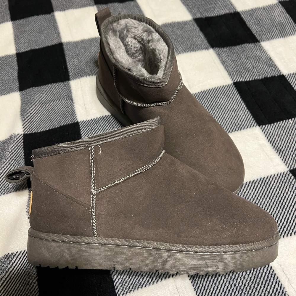 Short Boots